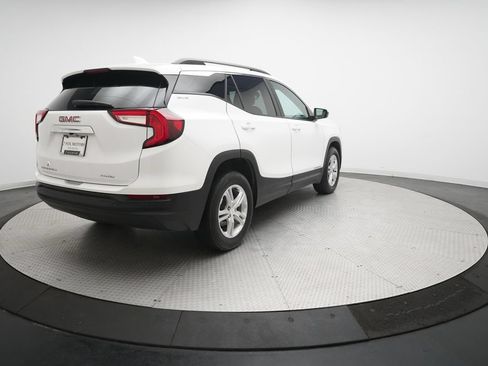 Used 2024 GMC Terrain SLE w/ Driver Convenience Package AWD/4WD image 33