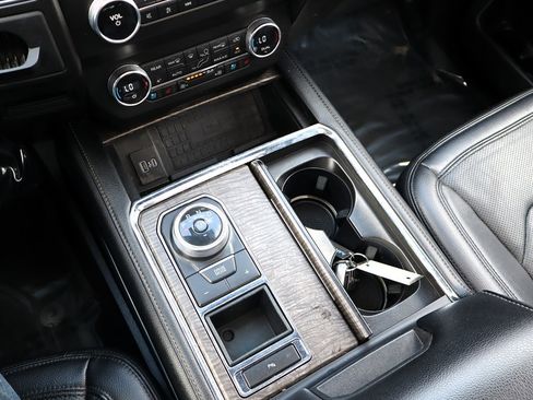 Used 2021 Ford Expedition Max Limited image 40