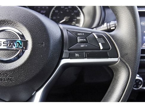 Used 2021 Nissan Kicks S image 19