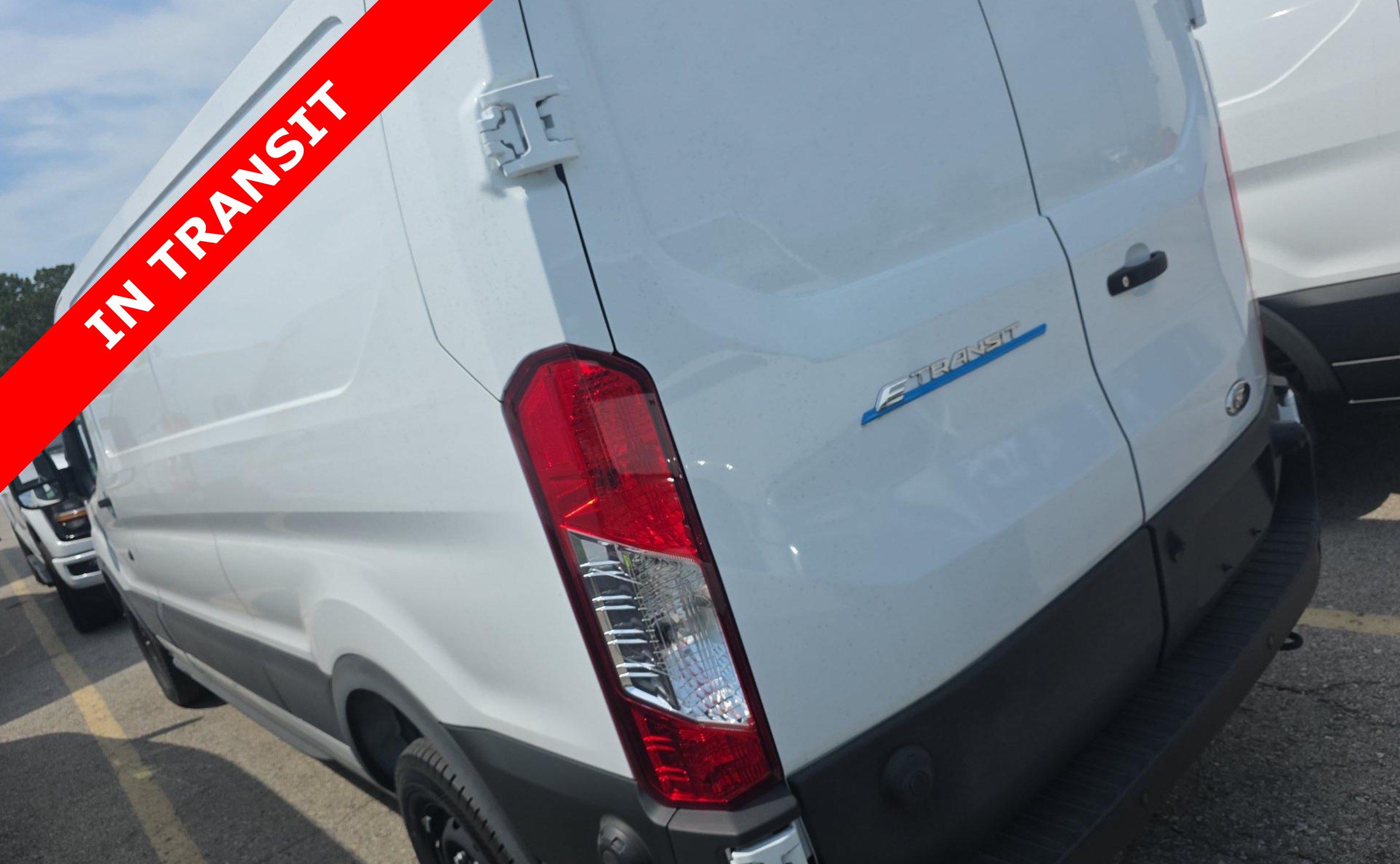 Used 2024 Ford E-Transit Low Roof RWD image 5