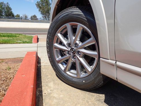 New 2025 MAZDA CX-5 AWD 2.5 S w/ Select Package image 8