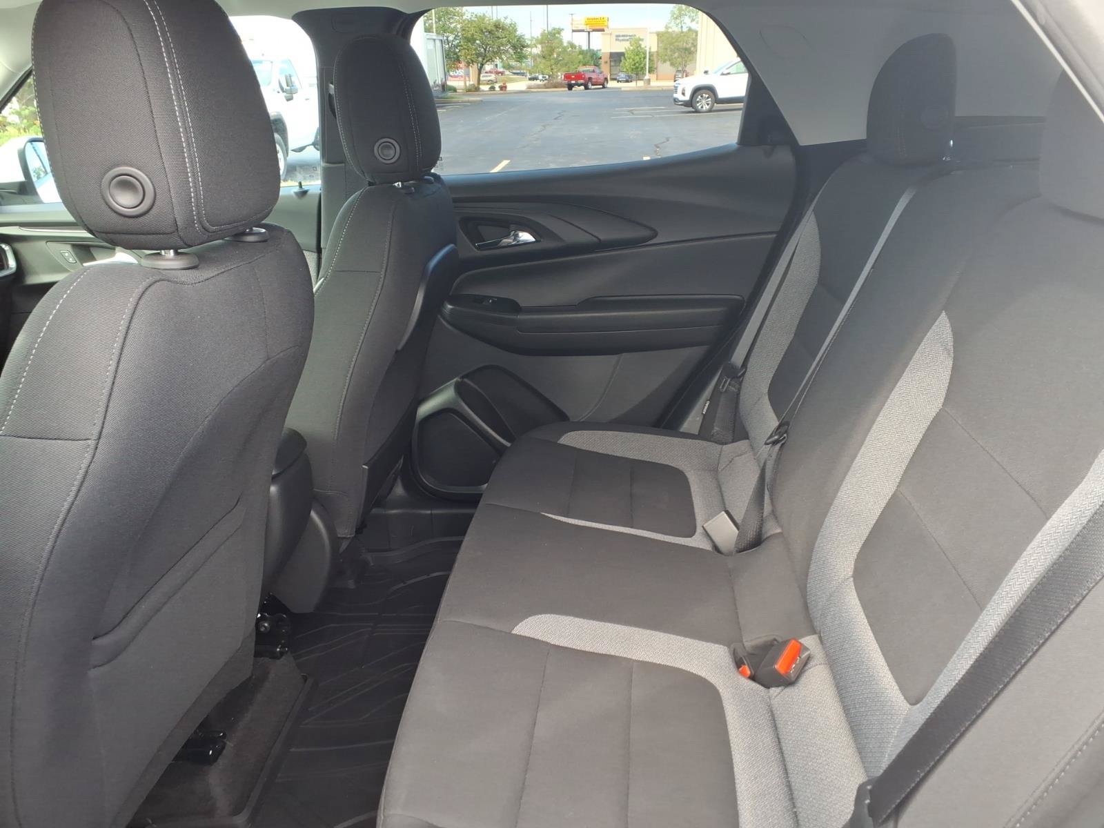 Used 2023 Chevrolet TrailBlazer LT FWD image 26