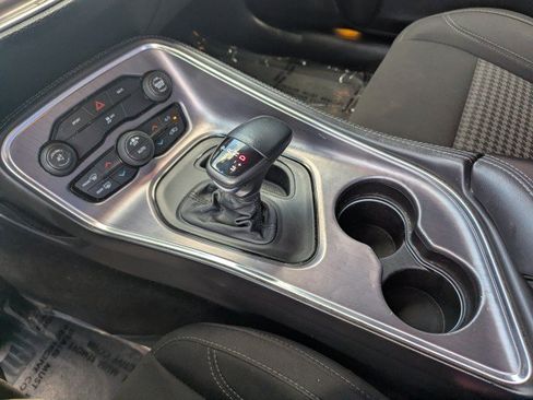 Used 2015 Dodge Challenger R/T w/ Quick Order Package 28B R/T RWD image 19
