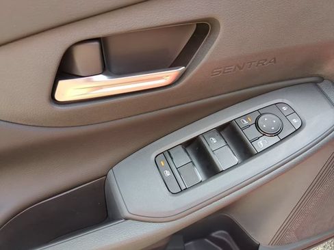 New 2026 Nissan Sentra SV w/ SV Convenience Package FWD image 12