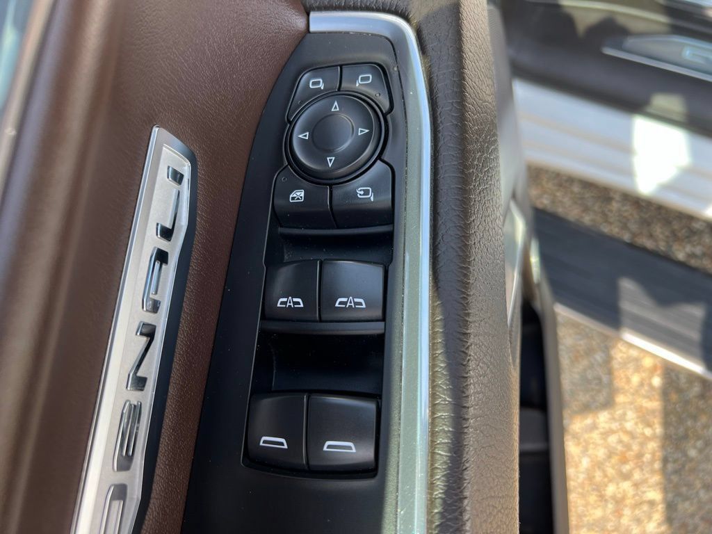 Used 2023 GMC Sierra 1500 Denali w/ Denali Reserve Package AWD/4WD image 33