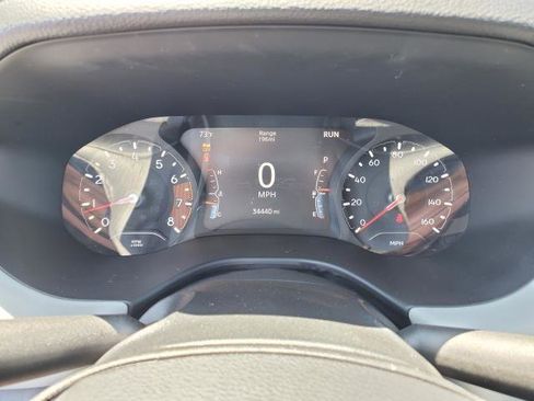 Used 2023 Jeep Compass Limited AWD/4WD image 9