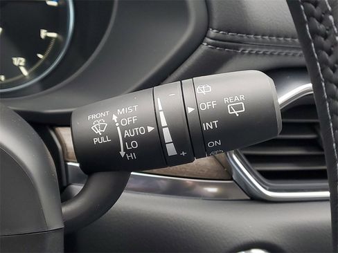 New 2025 MAZDA CX-5 Signature image 23