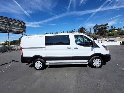 Used 2024 Ford Transit 250 Low Roof w/ Exterior Upgrade Package image 9