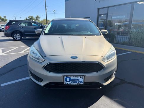 Used 2015 Ford Focus SE FWD image 3