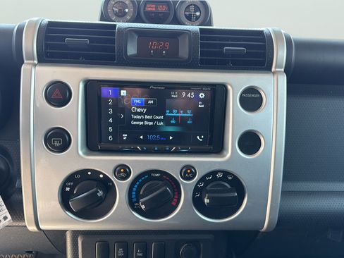 Used 2007 Toyota FJ Cruiser 4WD w/ Upgrade Pkg 1 image 23