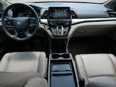 Used 2024 Honda Odyssey Touring image 13