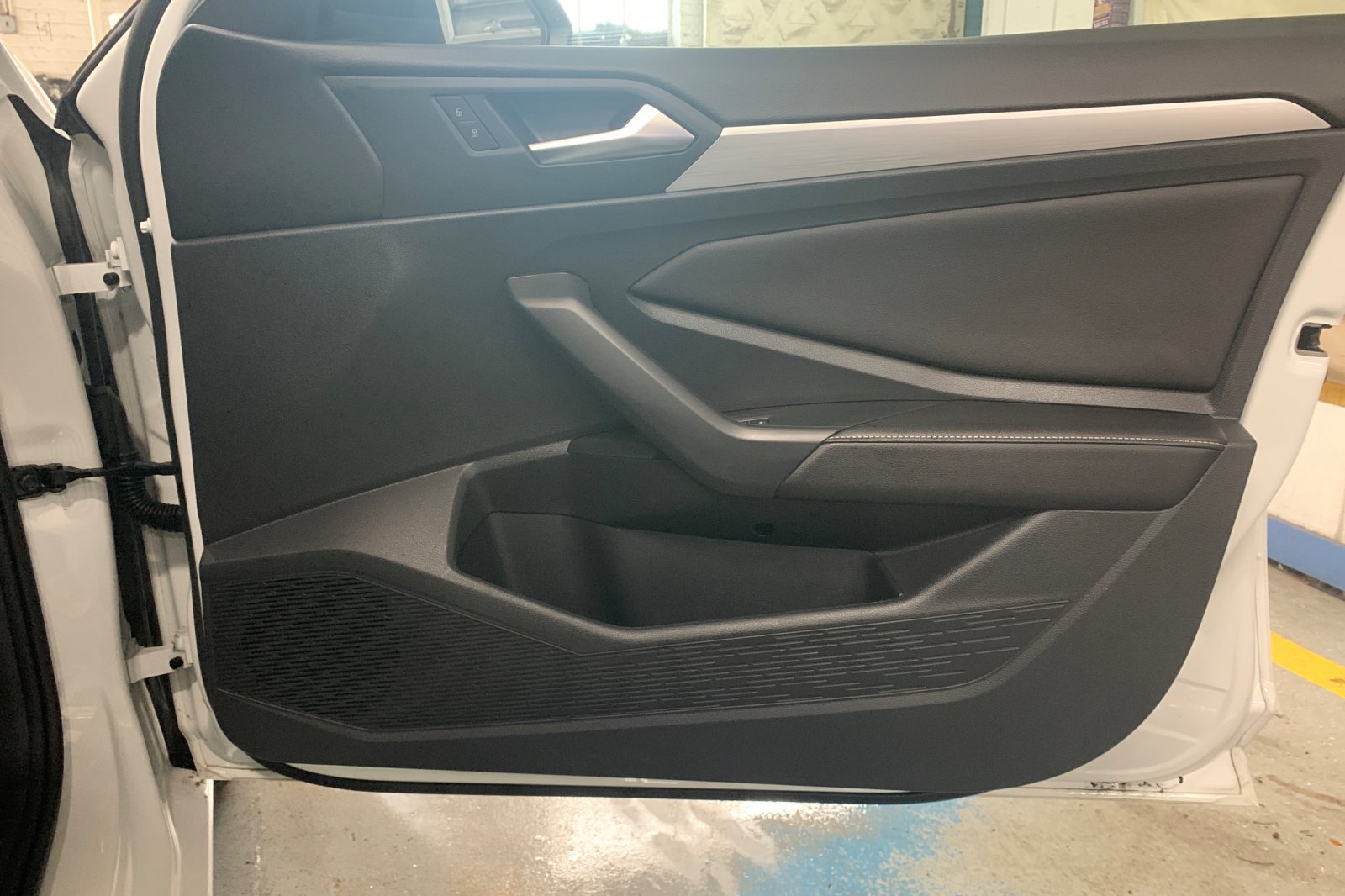 Used 2025 Volkswagen Jetta Sport FWD image 18