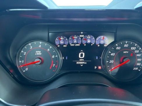 Used 2019 Chevrolet Camaro SS RWD image 7