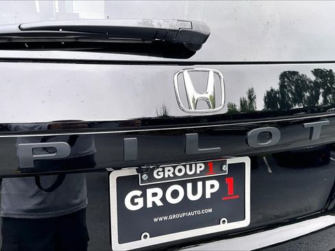 Used 2025 Honda Pilot EX-L image 60