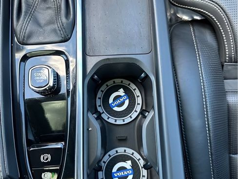Used 2022 Volvo XC90 T6 Inscription w/ Climate Package AWD/4WD image 34