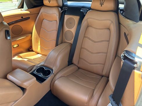 Used 2016 Maserati GranTurismo Convertible RWD image 28