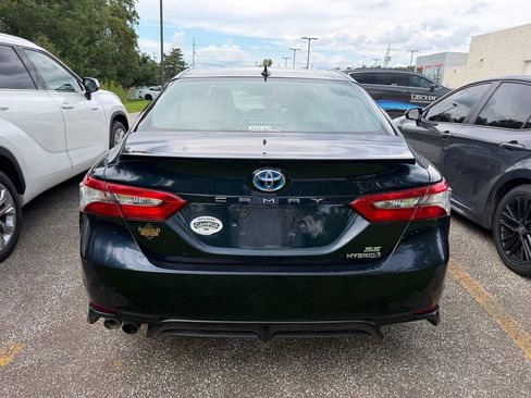 Used 2018 Toyota Camry SE w/ Audio Package FWD image 4