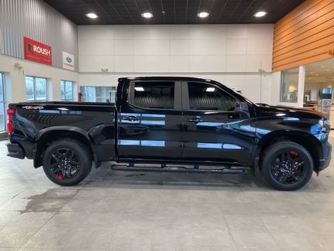 Used 2021 Chevrolet Silverado 1500 RST w/ Redline Edition image 4