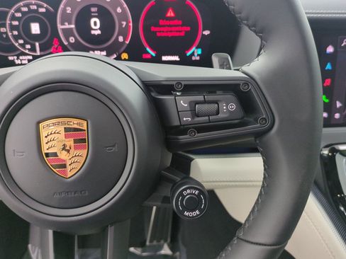 New 2026 Porsche Panamera image 21