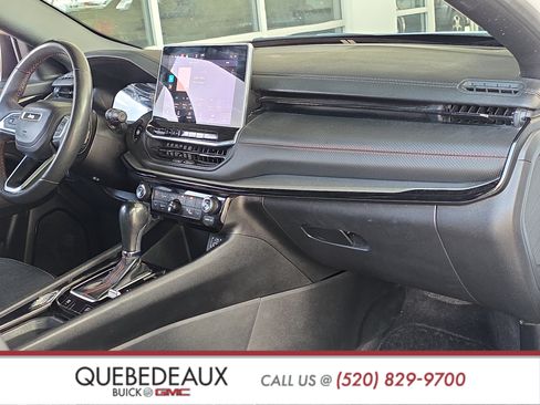 Used 2023 Jeep Compass Trailhawk w/ Trailhawk Convenience Group AWD/4WD image 28