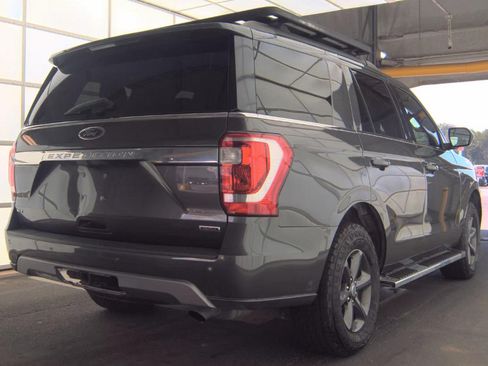 Used 2021 Ford Expedition XLT w/ FX4 Off-Road Package AWD/4WD image 5