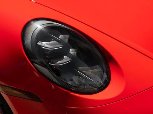Used 2026 Porsche 911 GT3 RWD image 16