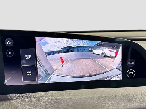 Used 2024 Lucid Air Pure image 25