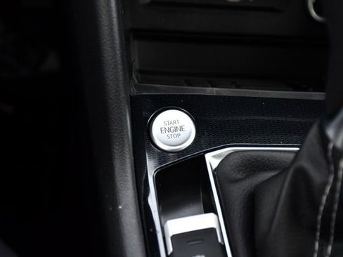 New 2026 Volkswagen Taos SEL image 16