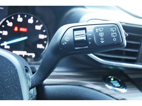 Used 2020 Ford Explorer Limited image 14