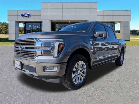 Certified 2025 Ford F150 King Ranch w/ FX4 Off-Road Package image 4
