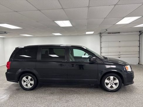 Used 2013 Dodge Grand Caravan SE image 9