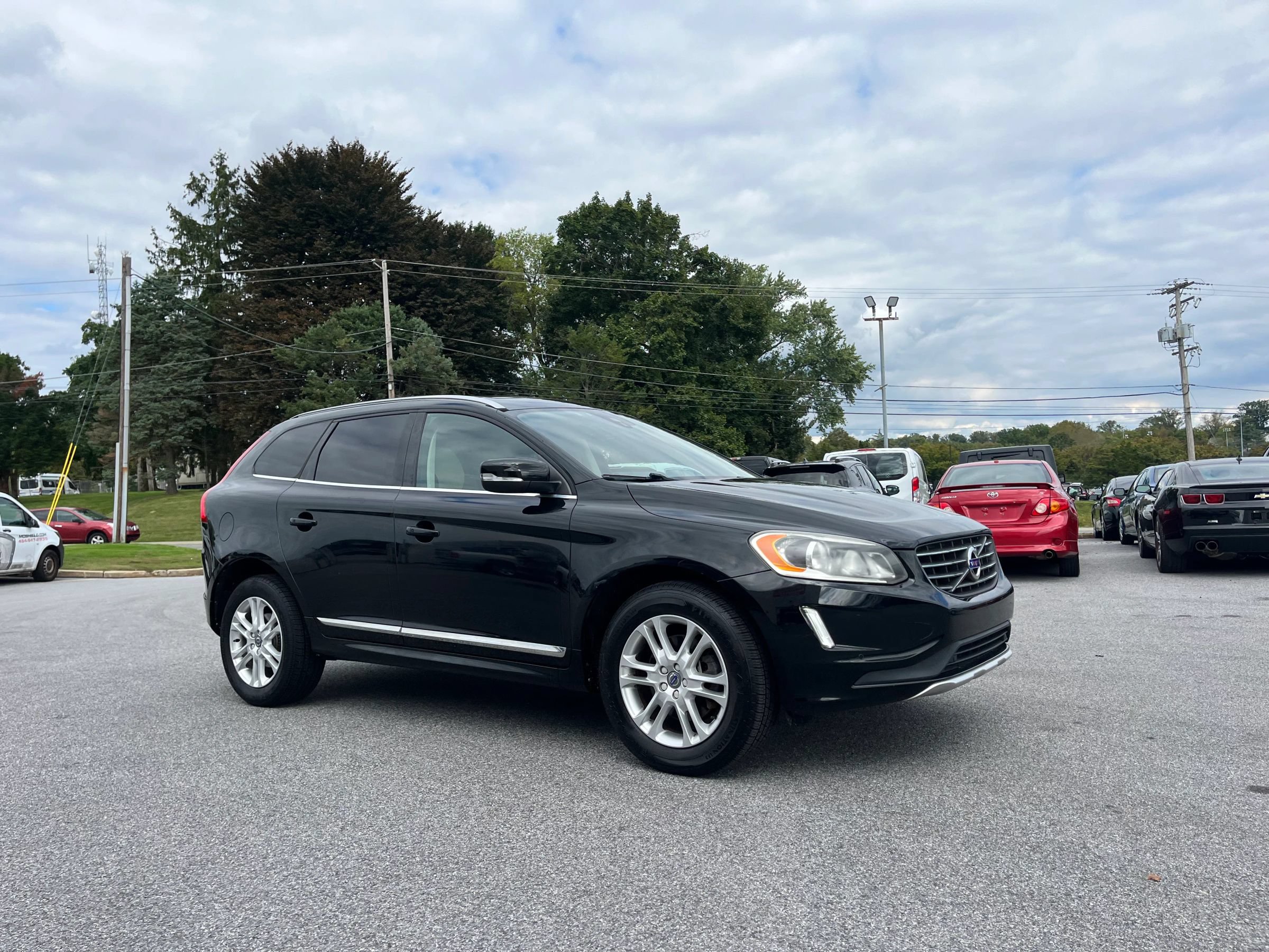 Used 2015 Volvo XC60 T5 AWD/4WD image 28