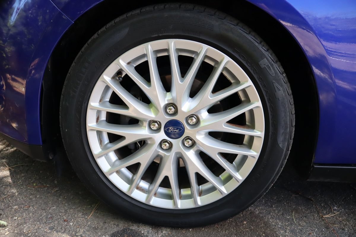 Used 2014 Ford Focus Titanium FWD image 40