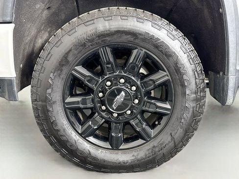 Used 2021 Chevrolet Silverado 3500 LT w/ All Star Edition image 28