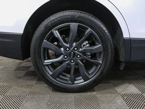 Used 2023 Chevrolet Equinox RS AWD/4WD image 16