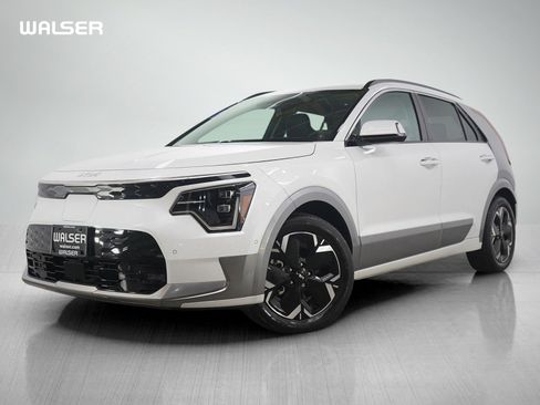 Used 2023 Kia Niro Wave image 1