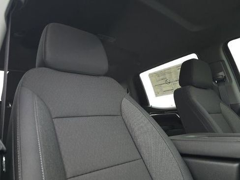 New 2026 GMC Sierra 1500 SLE w/ Preferred Package AWD/4WD image 17