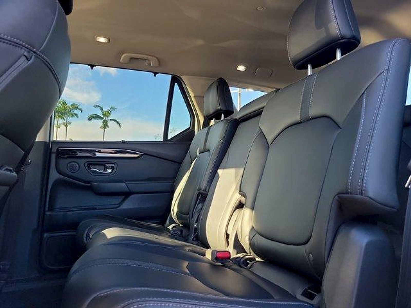 Used 2024 Honda Pilot EX-L image 16