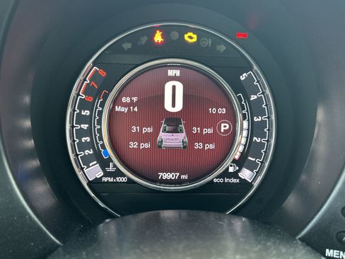 Used 2015 FIAT 500 Pop FWD image 10