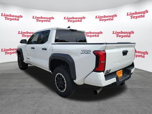 Used 2024 Toyota Tacoma TRD Off-Road AWD/4WD image 24