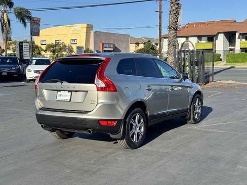 Used 2013 Volvo XC60 T6 AWD/4WD image 6