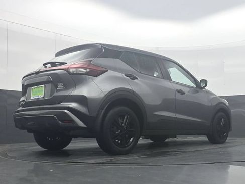 Used 2024 Nissan Kicks S FWD image 32