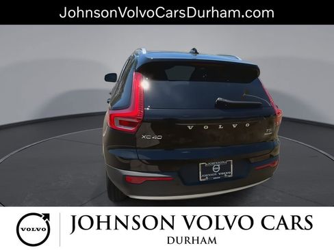 Used 2019 Volvo XC40 T5 Momentum AWD/4WD image 7