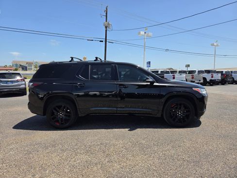 Used 2021 Chevrolet Traverse Premier w/ Redline Edition FWD image 6