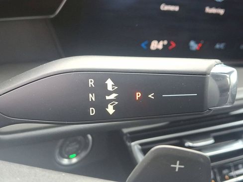 New 2026 Chevrolet Traverse LT w/ Sun and Wheel Package image 15