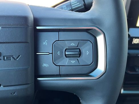 New 2025 GMC Hummer EV 3X w/ Extreme Off-Road Package image 36