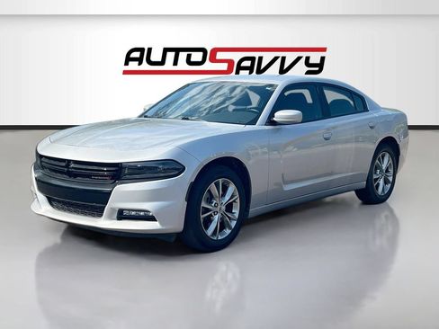 Used 2022 Dodge Charger SXT w/ Driver Convenience Group AWD/4WD image 3