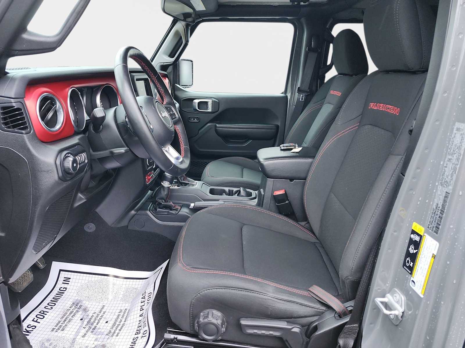 Used 2021 Jeep Wrangler Unlimited Rubicon w/ Cold Weather Group AWD/4WD image 11