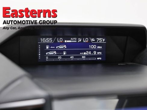 Used 2021 Subaru Forester Limited image 19