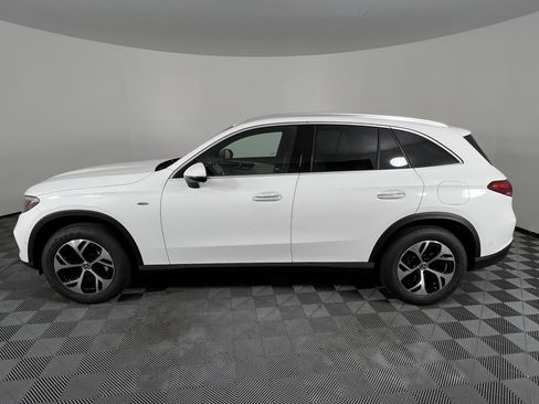 New 2025 Mercedes-Benz GLC 350e 4MATIC image 9